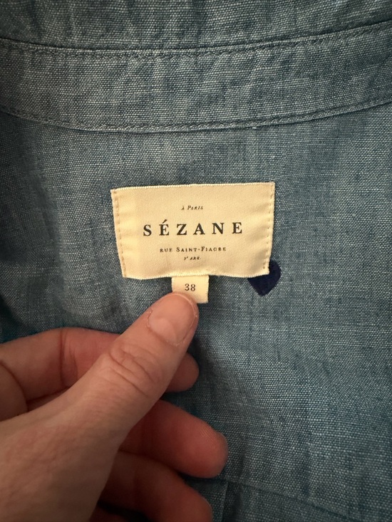 Sézane Chambray with Embrodiered Navy Heart Tomboy Shirt - Picture 5 of 6